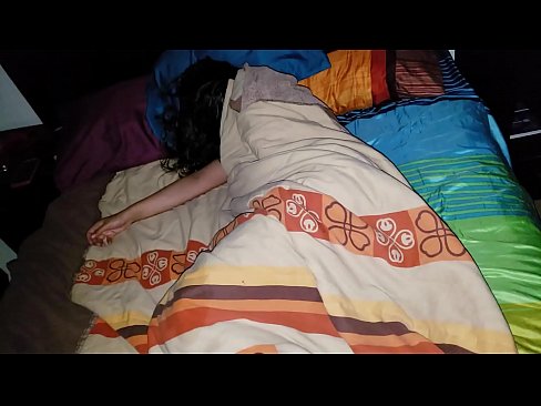 ❤️ пасынок ругает свою молодую мачеху, пока она спит ❌ Порно видео на нашем сайте befuck-net.ru
