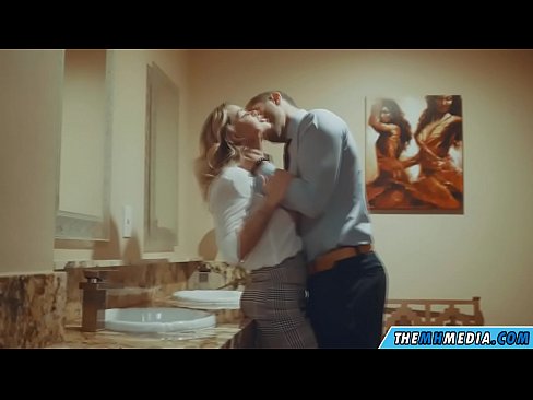 ❤️ когда грудастая блондинка соблазняет тебя в общественном туалете ❌ Порно видео на нашем сайте befuck-net.ru